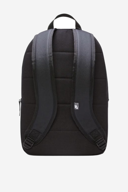 Classic Swoosh Backpack