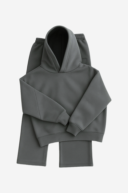 Nivo Club - Minimalist Tracksuit