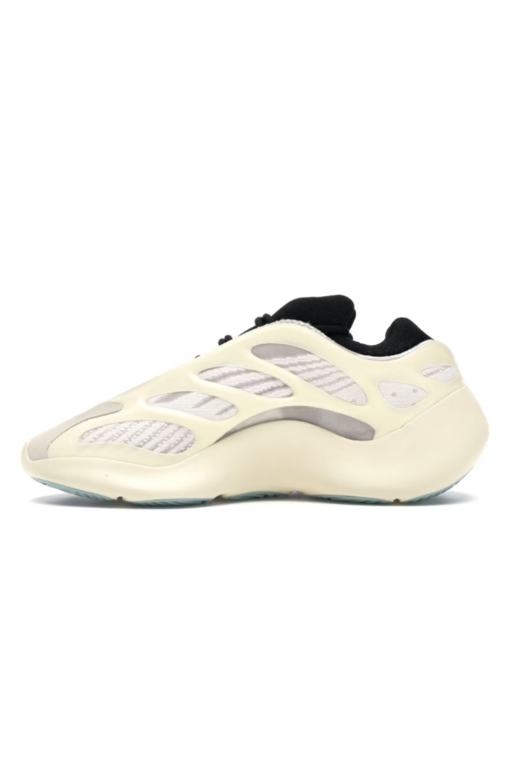 700 V3 Trainers
