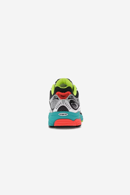 Omni 9 Sneakers