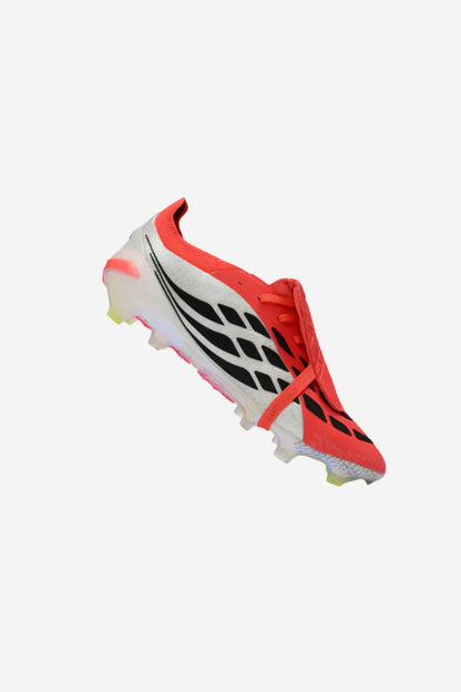 Predator with foldable tongue Elite FG